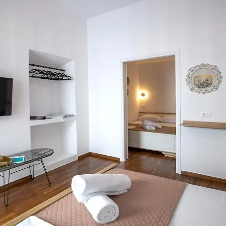 Leandro's House Апартаменты *