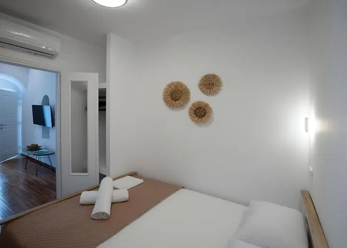 Leandro's House Apartman *